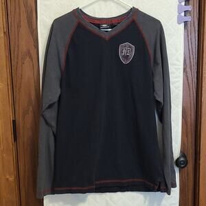 Men's Harley-Davidson size medium long sleeve shirt. Size M